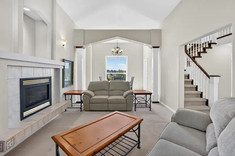 23836 ZERON AVENUE - photo 4 of 40