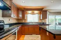 16766 108A AVENUE - thumbnail 12