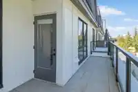 503 8379 201 STREET - thumbnail 21