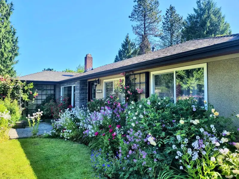14735 109A AVENUE - photo 1 of 40