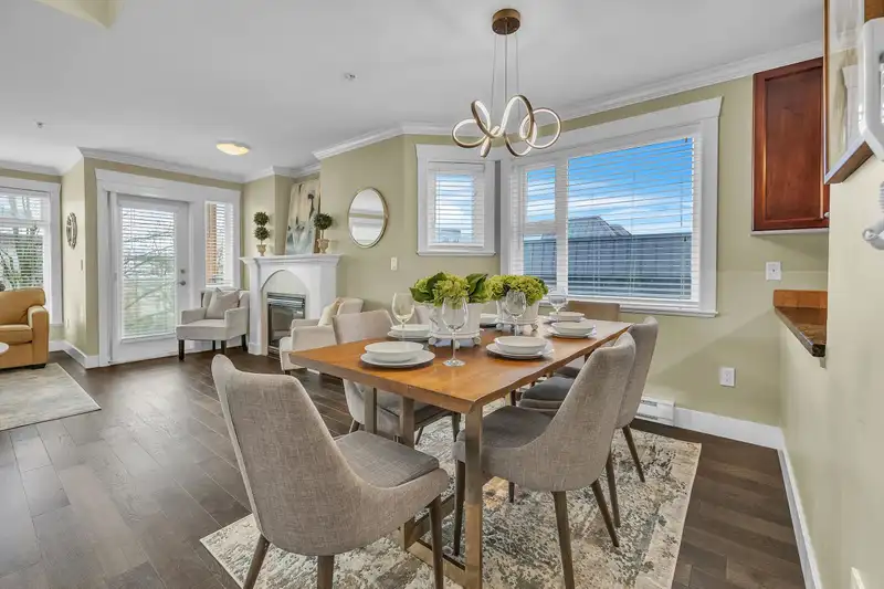 302 152 E 12TH STREET - photo 1 of 33