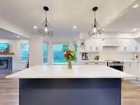 1114 161A STREET - thumbnail 2