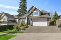 5879 165 STREET - thumbnail 1
