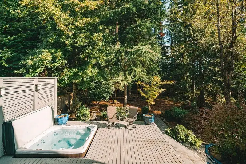 26 ASHWOOD DRIVE - photo 3 of 39