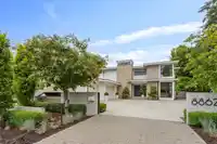 8862 GAY STREET - thumbnail 1