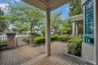 2 6611 SOUTHOAKS CRESCENT - thumbnail 3
