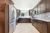 547 FAIRWAY DRIVE - thumbnail 7