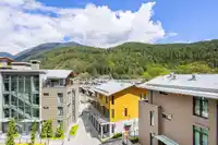 408 6687 NELSON AVENUE - thumbnail 23