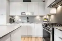 519 2493 MONTROSE AVENUE - thumbnail 9