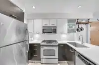 405 935 W 16TH STREET - thumbnail 12