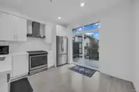 20 8570 204 STREET - thumbnail 8
