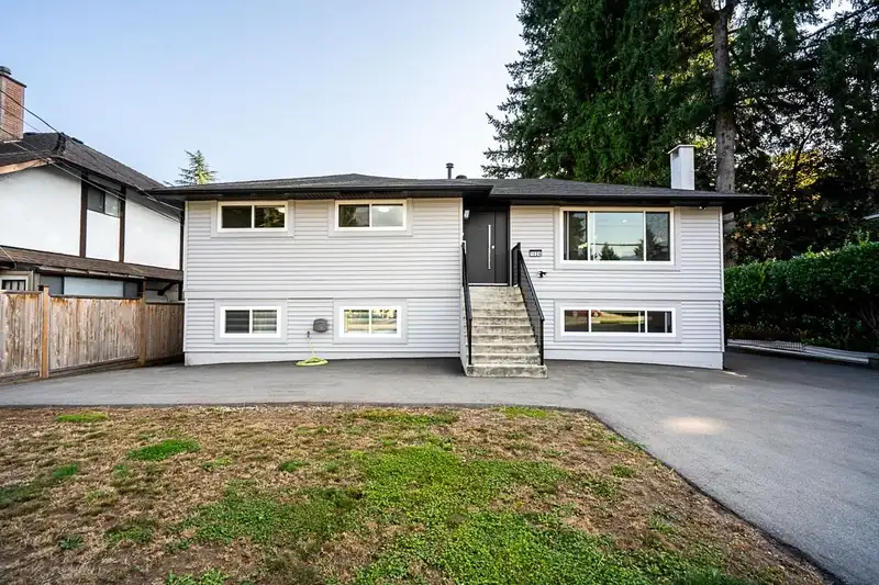 1624 COQUITLAM AVENUE - photo 1 of 35