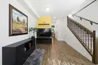 9 1935 MANNING AVENUE - thumbnail 4