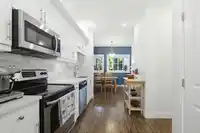 9 1935 MANNING AVENUE - thumbnail 7