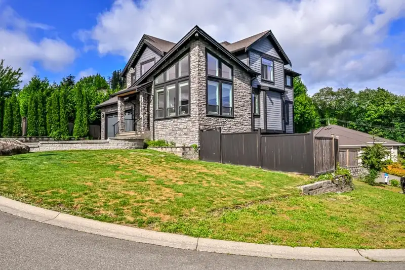 33861 MELBURN DRIVE - photo 3 of 40