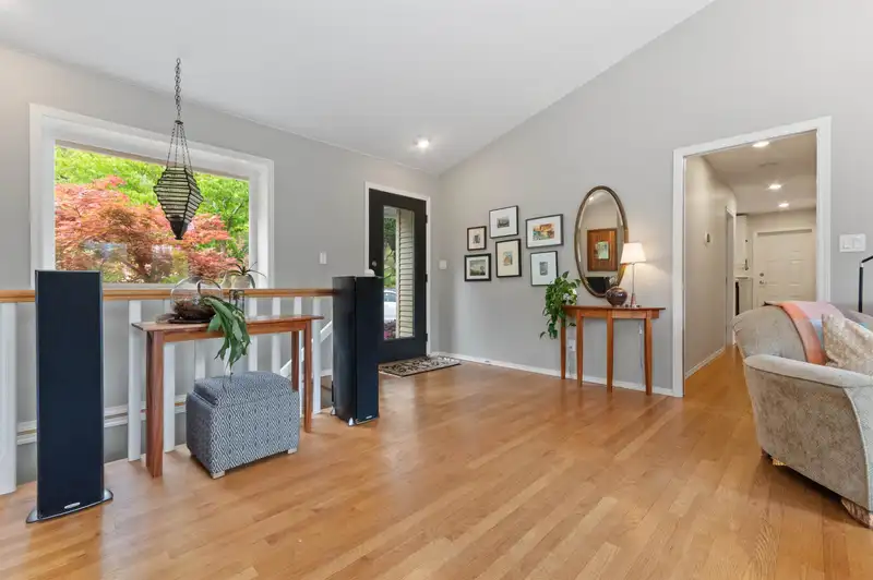 3 47805 EXTROM ROAD - photo 3 of 40