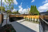 1 5385 EARLES STREET - thumbnail 2