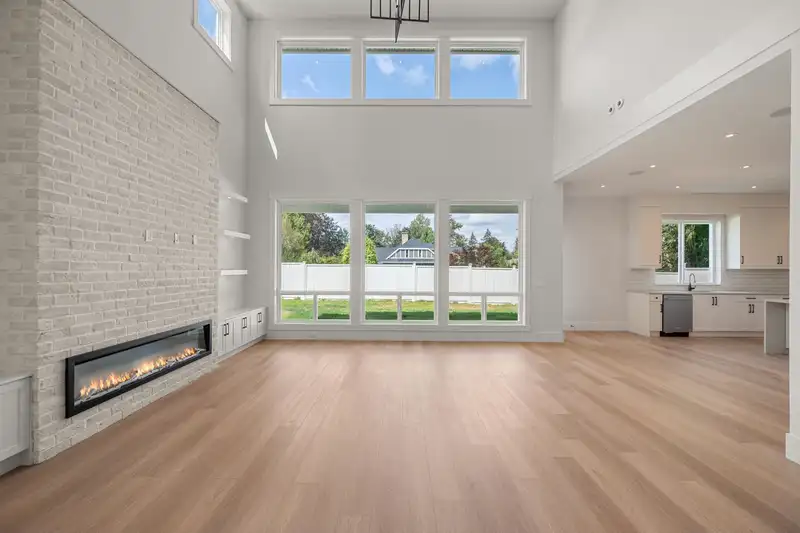 24833 ROBERTSON CRESCENT - photo 4 of 40