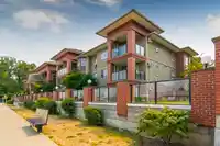 306 19774 56 AVENUE - thumbnail 1