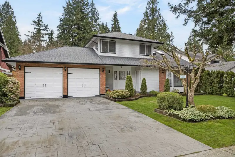 20508 92A AVENUE - photo 1 of 40