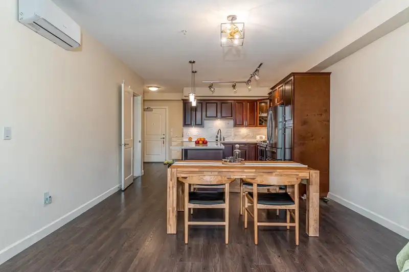 103 14588 MCDOUGALL DRIVE - photo 4 of 39