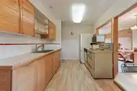 627 HARRISON AVENUE - thumbnail 10