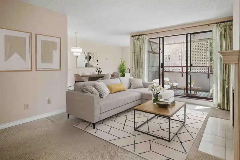 105 1042 NELSON STREET - photo 1 of 27