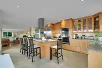 1050 PARKER STREET - thumbnail 8