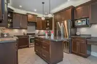 20347 98A AVENUE - thumbnail 4
