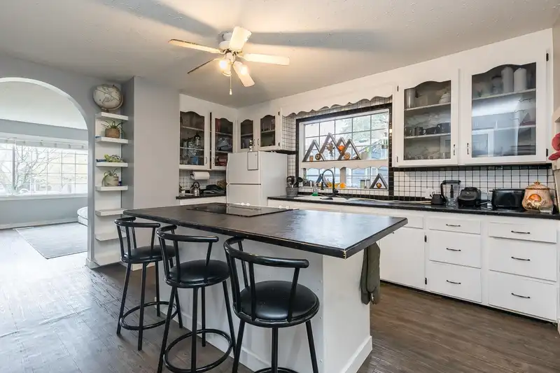 33944 MCCRIMMON DRIVE - photo 4 of 27