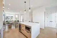 19775 75B AVENUE - thumbnail 10