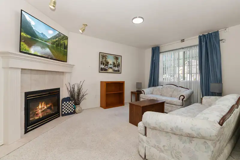 480 COQUIHALLA STREET - photo 2 of 20