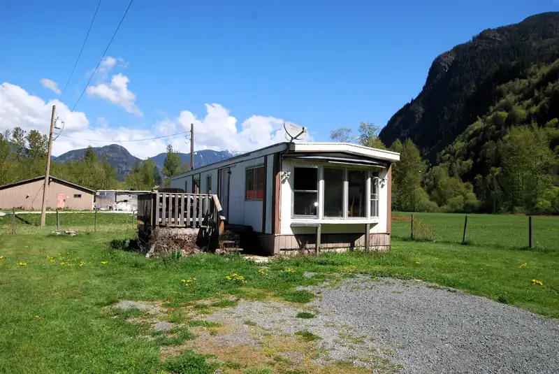 58661 DENT ROAD - photo 2 of 12