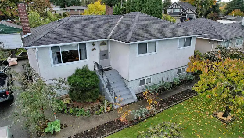 8824 RUSSELL DRIVE - photo 1 of 12