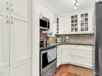 39 1910 CEDAR VILLAGE CRESCENT - thumbnail 11