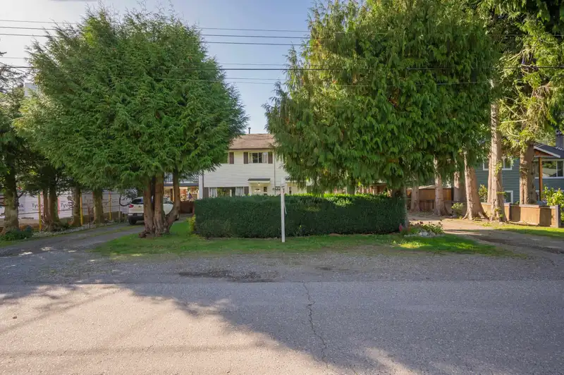 3915 205A STREET - photo 1 of 39