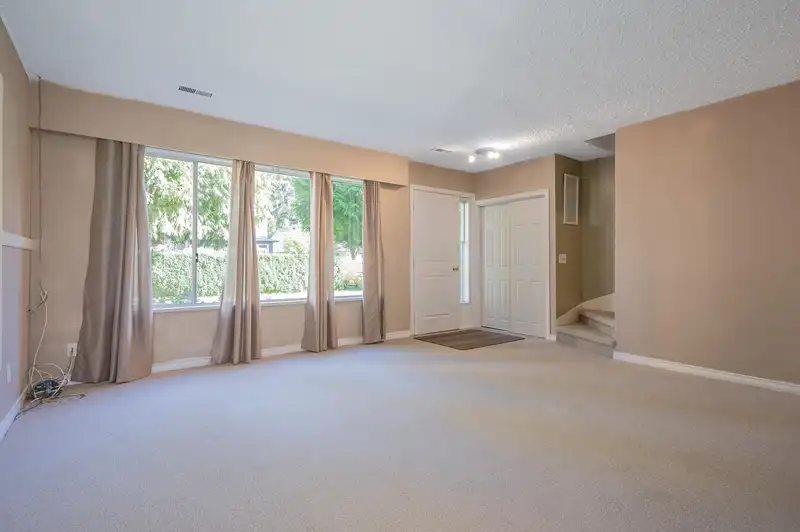 3915 205A STREET - photo 3 of 39