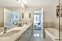 9 5311 ADMIRAL WAY - thumbnail 24