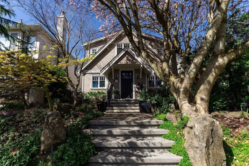 5655 ONTARIO STREET - photo 2 of 34