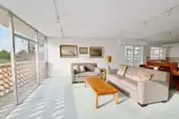 105 2135 ARGYLE AVENUE - thumbnail 10