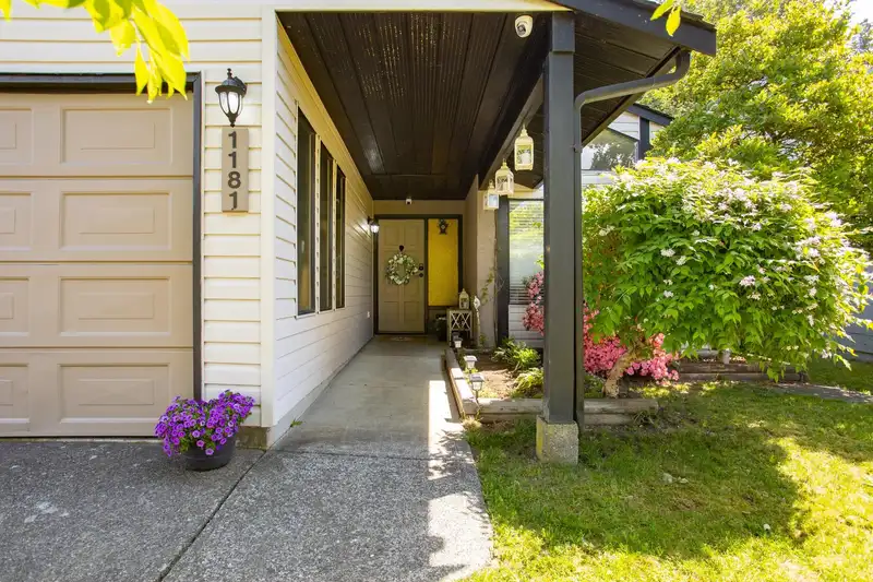 1181 ESPERANZA DRIVE - photo 3 of 40