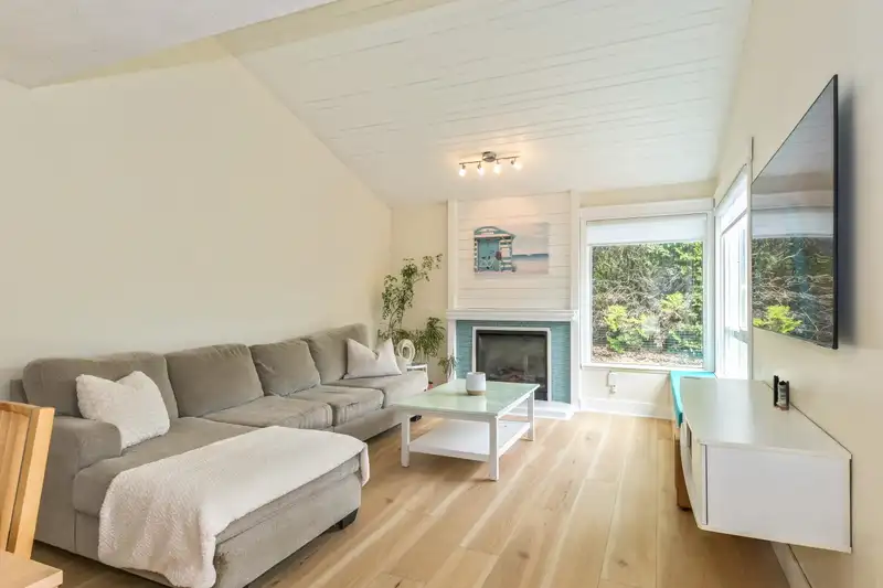 6294 W GREENSIDE DRIVE - photo 2 of 26