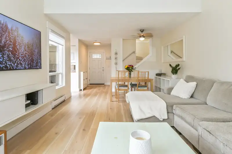 6294 W GREENSIDE DRIVE - photo 4 of 26