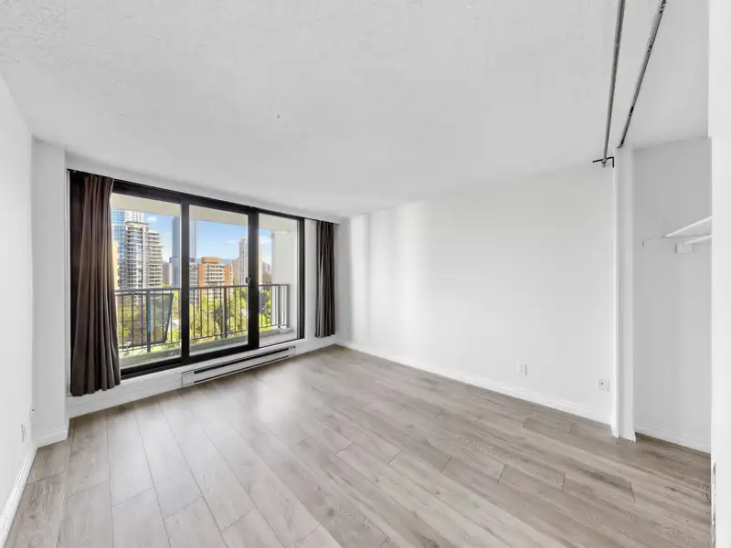 1403 6455 WILLINGDON AVENUE - photo 4 of 40