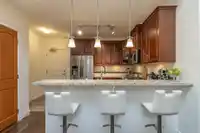 629 8067 207 STREET - thumbnail 10