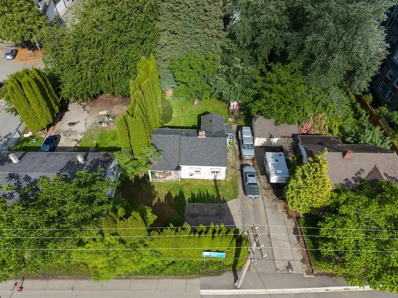 2262 MCCALLUM ROAD - photo 4 of 25