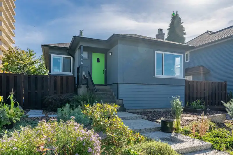 3726 TRINITY STREET - photo 1 of 27
