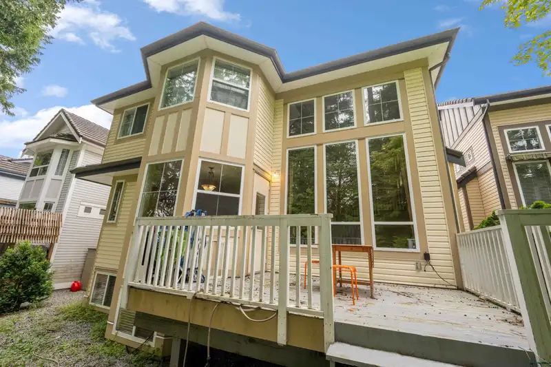 3305 CHARTWELL GRN - photo 4 of 40