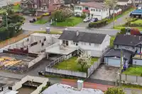 4465 PRICE CRESCENT - thumbnail 2