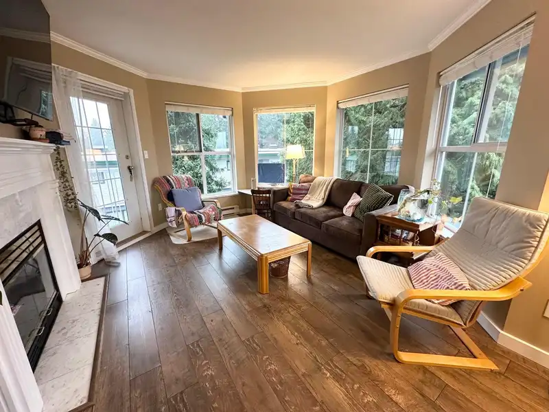 306 15160 108 AVENUE - photo 4 of 21
